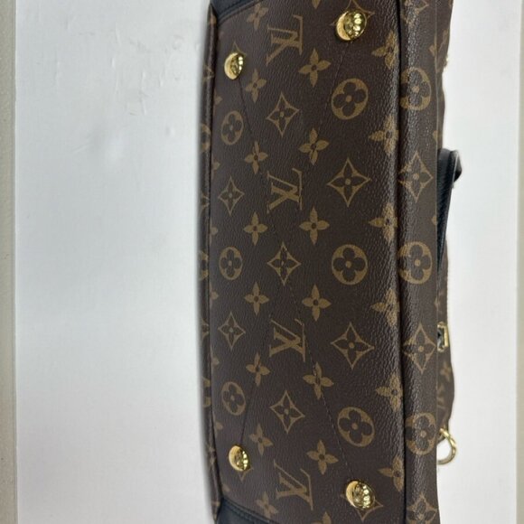 LOUIS VUITTON MONOGRAM CANVAS PURSE - Picture 9 of 10